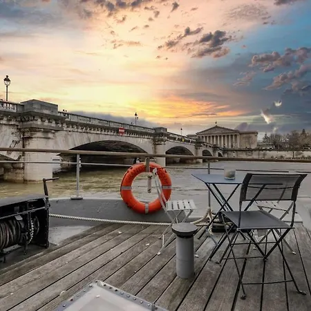 Apartment Luxury Houseboat Vip Service - Show Jumping
